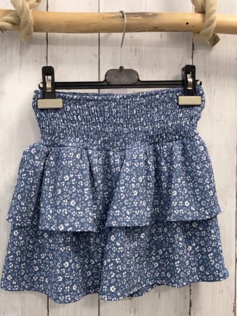 Zara  Rock Gr. 140  blau Struktur Rüschen weiße Blumen 