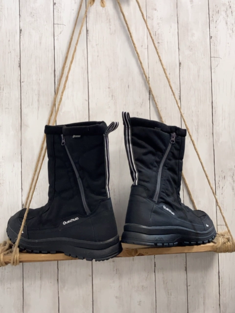 Decathlon  Boots  Gr. 40  schwarz 