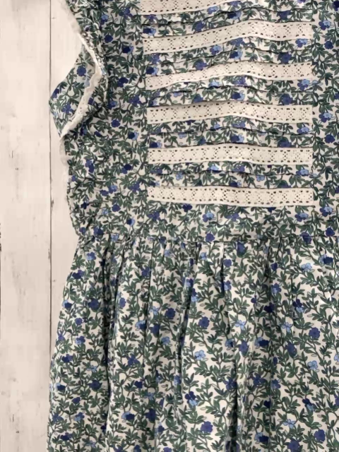 Sergent Major  Kleid  Gr. 140  weiß oliv Blätter lila hellblaue Blüten 