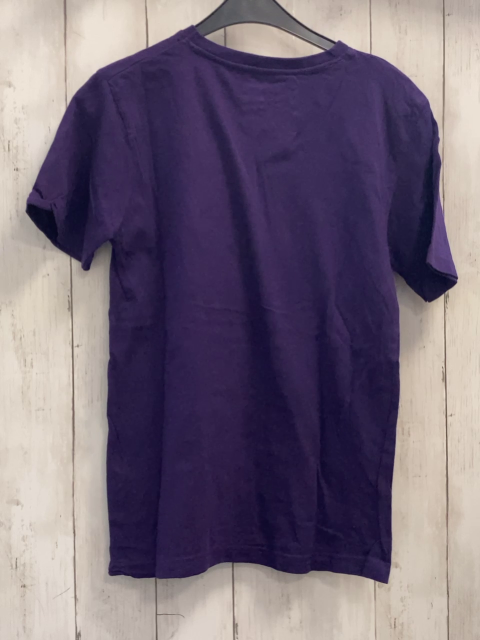 Mojang  T-Shirt  Gr. 146/152  lila bunte Figuren 