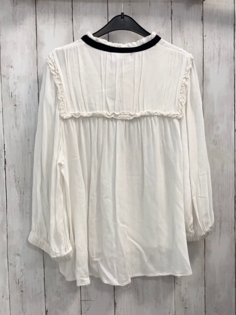 Zara  Bluse  Gr. 152  weiß Borte mit Lochstickerei schwarzes Schleifenband 