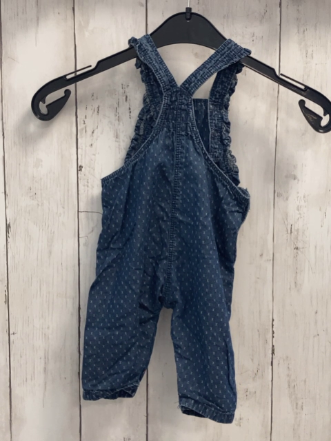 Sanetta  Latzhose  Gr. 62  blau Jeans silber Kreuze Rüschen an den Trägern 