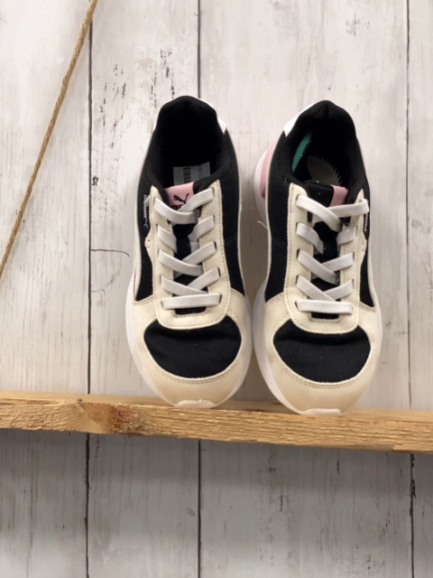 Puma Schuhe Gr. 33  beige schwarz weiß rosa