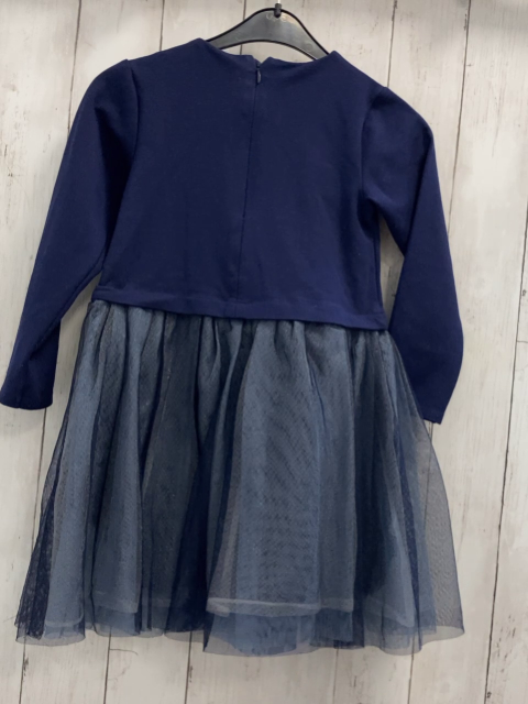   Kleid Gr. 116  blaues Oberteil mit Steinen hellblau weiß blaue Tüllüberrock 