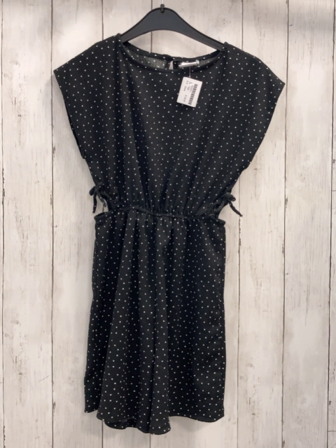 Zara  Playsuit  Gr. 140  schwarz Struktur weiße Punkte 