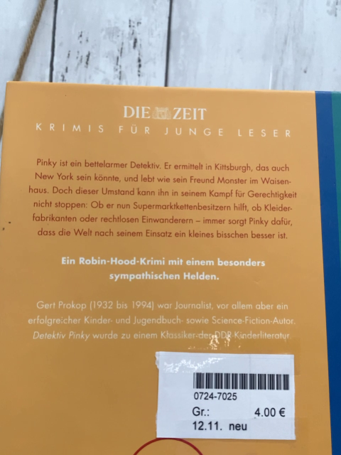 neu  Buch Detektiv Pinky 