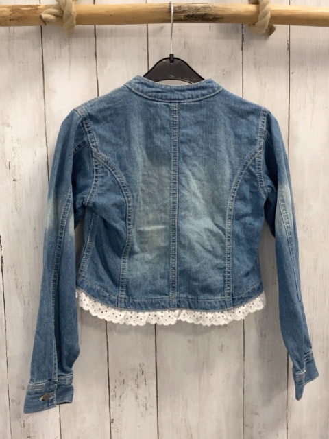 Barbara Färber  Jeansjacke  Gr. 140  blau weißer Spitzensaum mit Lochstickerei 