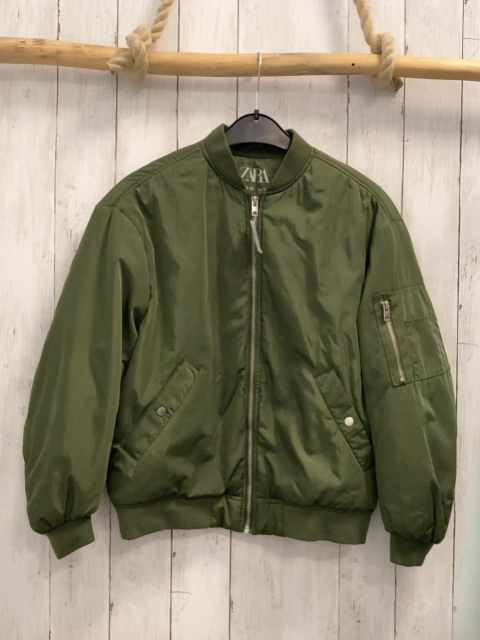 Zara  Jacke  Gr. 140  kiwi Strickbund 