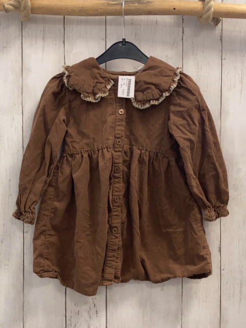 Zara  Kleid  Gr. 104  braun Kord großer Kragen mit beige gesticktem Bund 