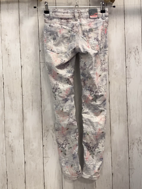 Vingino  Hose  Gr. 140  hellgrau bunte Blumen Bund verstellbar 