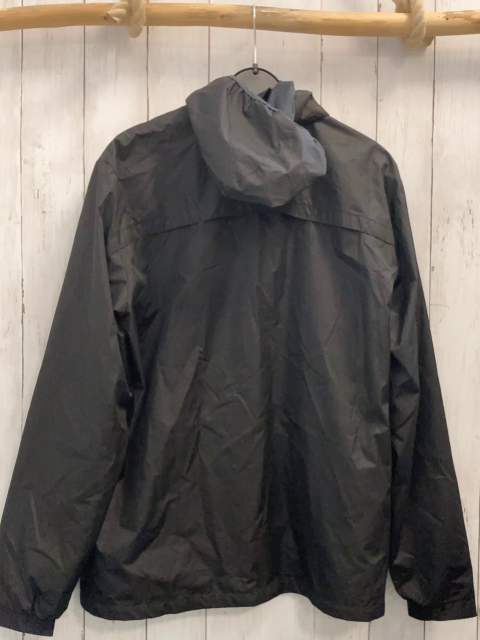 Decathlon Regenjacke Gr. 176  schwarz