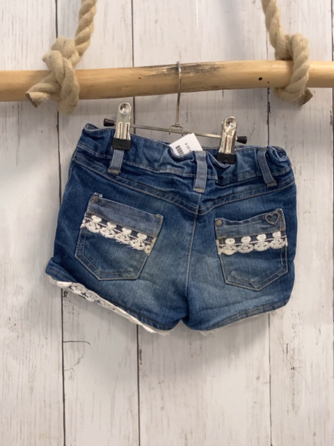   Shorts  Gr. 104  blau Jeans weißer Saum Bund verstellbar 