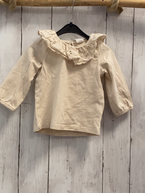 H&M  Langarmshirt Gr. 68  beige großer Kragen mit Lochstickerei 