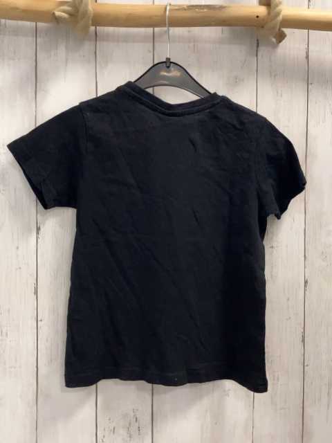   T.Shirt  Gr. 116  schwarz gelber Druck Batman 