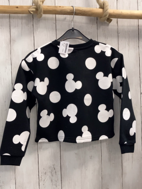  Pullover Gr. 134  schwarz weiße Punkte rote Pailettenschrift