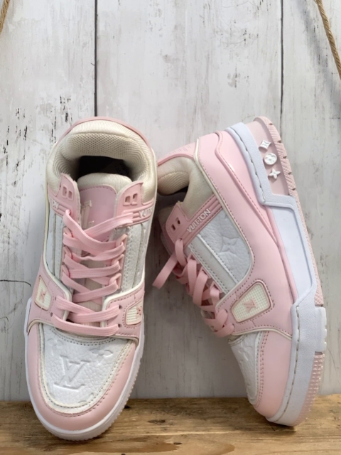 Louis Vuitton  Schuhe  Gr. 37  rosa weiß beige Ferse rosa Schnürsenkel 