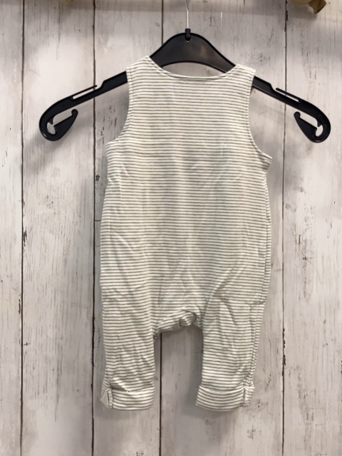 H&M  Latzhose  Gr. 62  weiß oliv Streifen Brusttasche mit Bärenkopf 