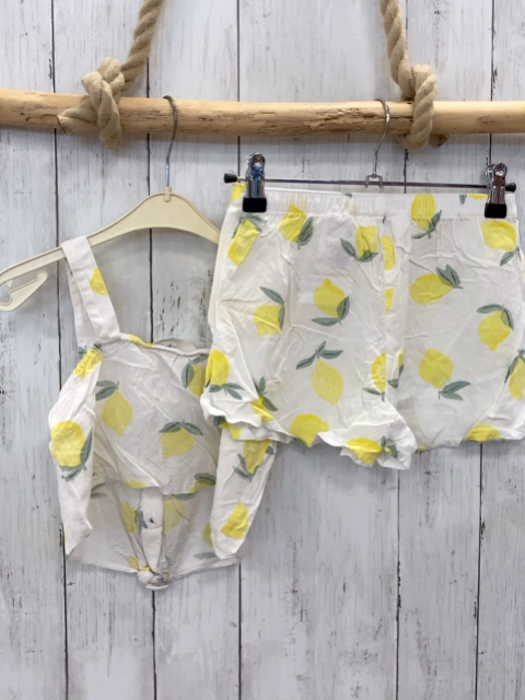 2tlg H&M Sommerbluse + Shorts Gr. 116  weiß Zitronen