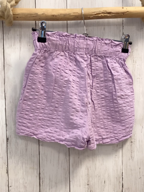   Shorts  Gr. 134  lavendel Struktur 