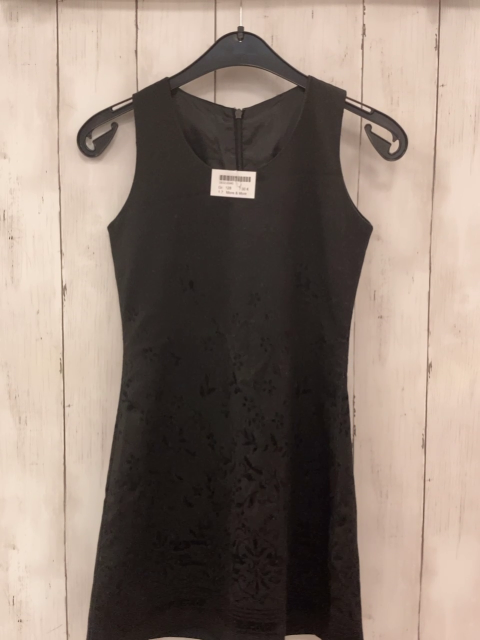 More & More  Kleid  Gr. 128  schwarz Samtdruck 
