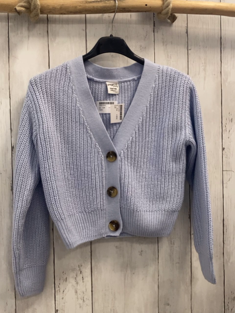  Strickjacke Gr. 134  hellblau