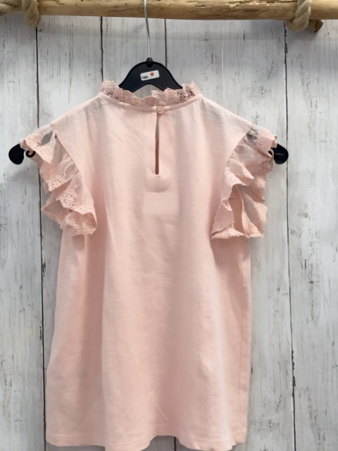 Next  T-Shirt  Gr. 122  rosa Rüschen mit Stickerei Rippen 