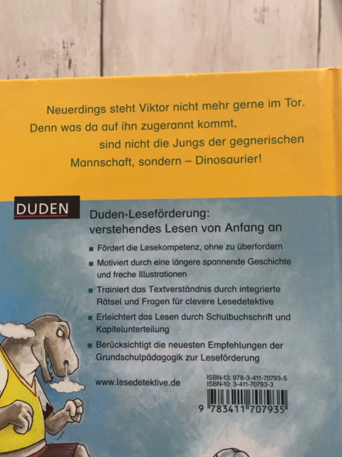 Duden  Buch Viktor und die Fußball-Dinos 