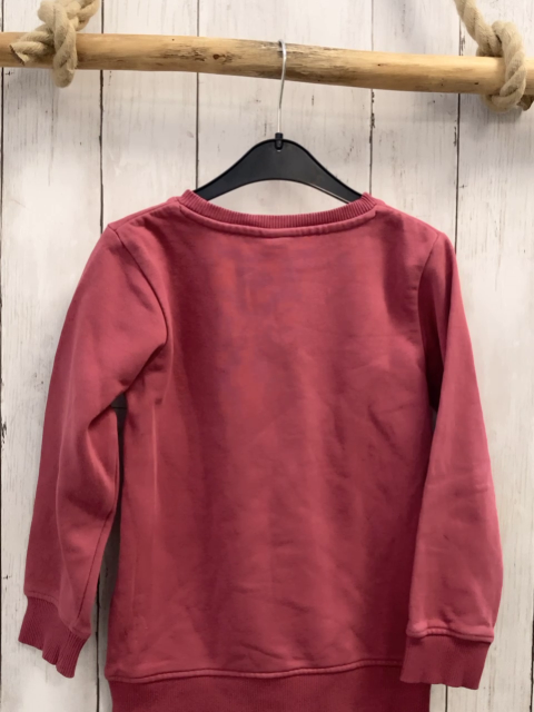   Pullover  Gr. 122  beere weiße Schrift Wappen 