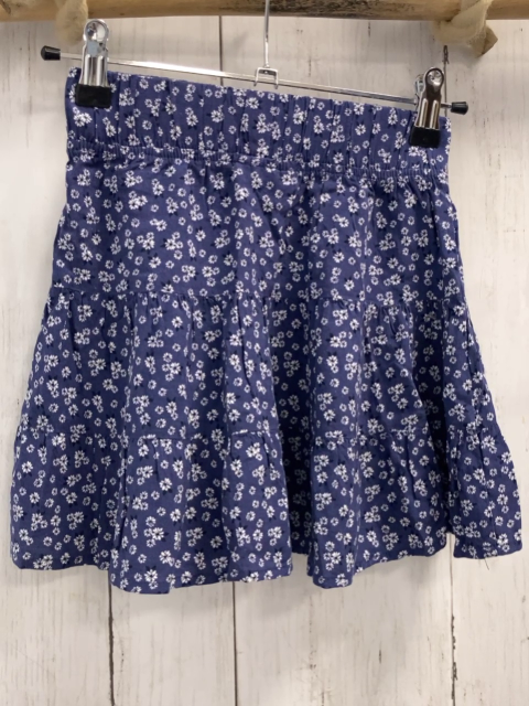   Rock Gr. 128  lila weiße Blumen