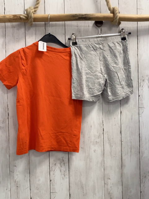 2tlg Pokemon  T-Shirt + Shorts  Gr. 122/128  orange hellgrau Pokemonfiguren