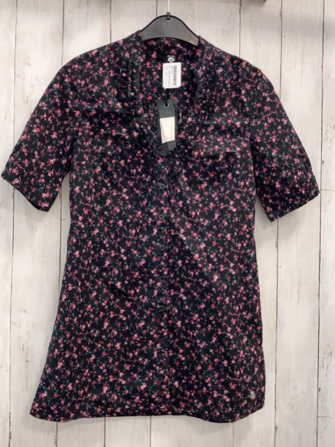 neu  Longbluse  Gr. 158/164  schwarz rot rosa Blumen 