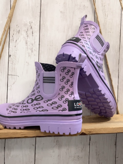 neu Looks  Gummistiefel  Gr. 38  lavendel graue Schrift 