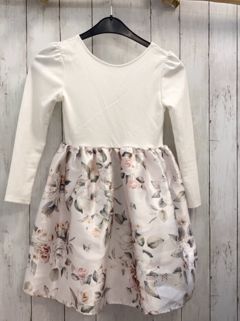   Kleid  Gr. 122  weißes Oberteil geblümter Rock + geblümte Schleife Unterrock 