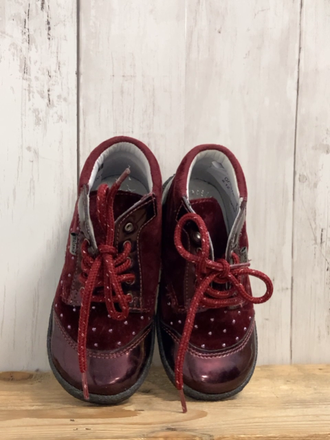 Melania  Schuhe   Gr. 24  weinrot mit glänzenden Punkten 