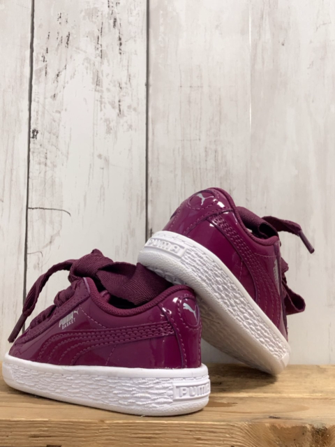 Puma  Schuhe  Gr. 20  pflaume Lack weiße Sohle 