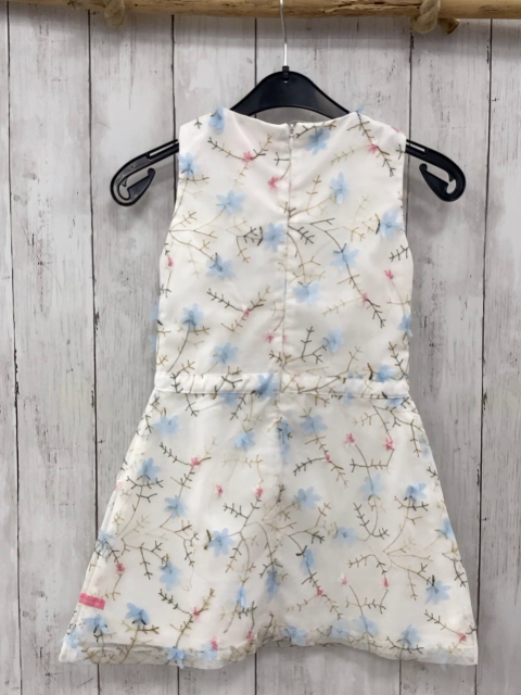 Peppermint  Kleid  Gr. 104  weiß Tüllüberkleid mit Schmetterlingen + Blumen + gestickten Ästen