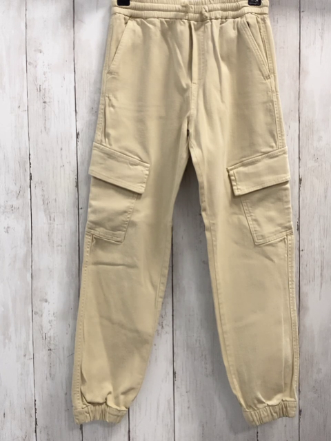 Zara  Hose  Gr. 134  beige aufgesetzte Taschen Gummizugbund mit Kordel