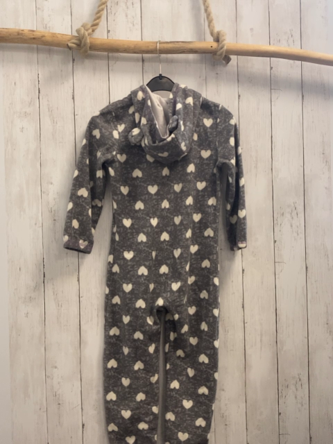   Overall  Gr. 110  grau Fleece weiße Herzen Kapuze flieder Reißverschluss 