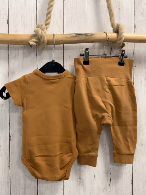 H&M 2tlg Body + Leggigs Gr. 68  braun