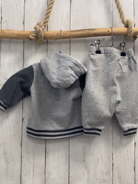 2tlg H&M  Sweatjacke + Jogginghose Gr. 62  hellgrau graue Streifen Snoopy Kapuze mit Teddyfutter 