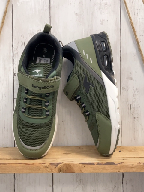 KangaROOS  Schuhe  Gr. 39  oliv hellgrau schwarz weiße Sohle 