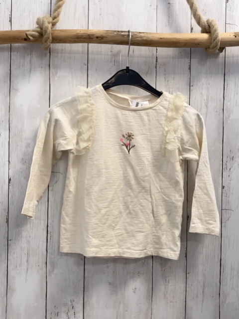 Zara  Langarmshirt  Gr. 110  creme Blume mit golden Glitzer Rüschen