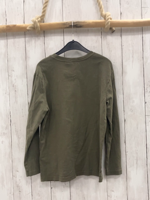  Langarmshirt Gr. 134  oliv weiße Schrift