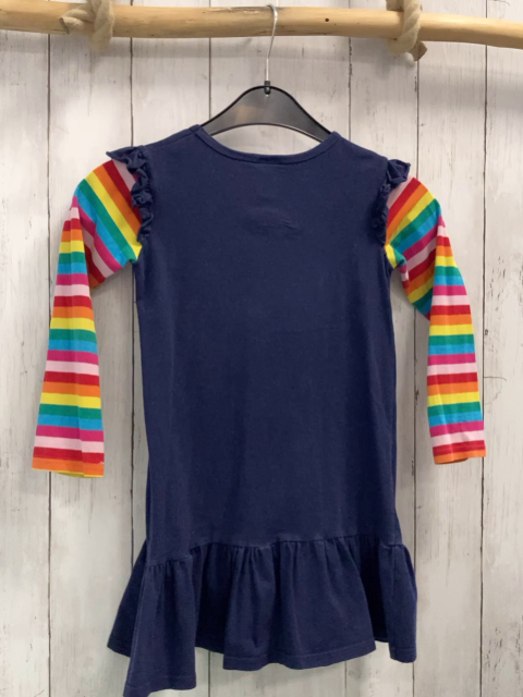   Kleid  Gr. 122  blau Pailettenschmetterling bunt gestreifte Ärmel 