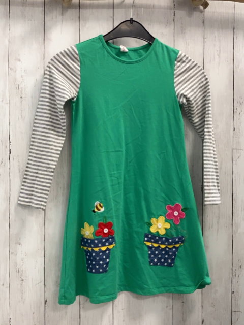   Kleid  Gr. 128  grün Taschen als Blumentöpfe mit bunten Blumen grau weiß gestreifte Ärmel 