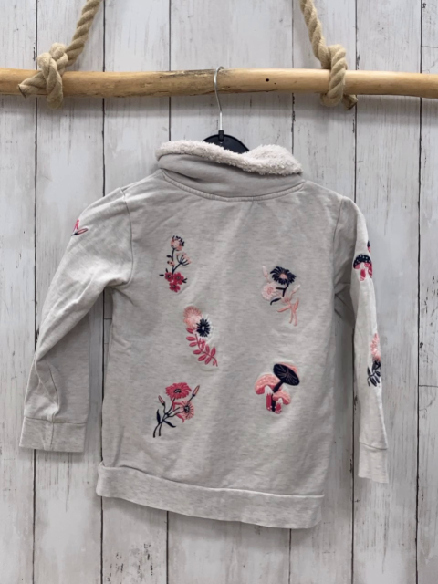   Pullover  Gr. 116  hellgrau Blumen großer Kragen mit Plüschfutter 