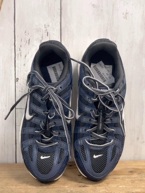 neu Nike  Schuhe  Gr. 34  blau grau weiße Sohe 