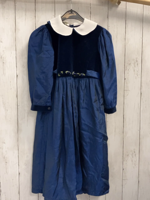   Kleid  Gr. 140  bau Samtoberteil mit Rosetten glänzender Stoff 