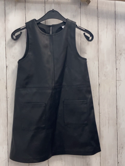 zara Kleid Gr. 128  schwarz Kunstleder
