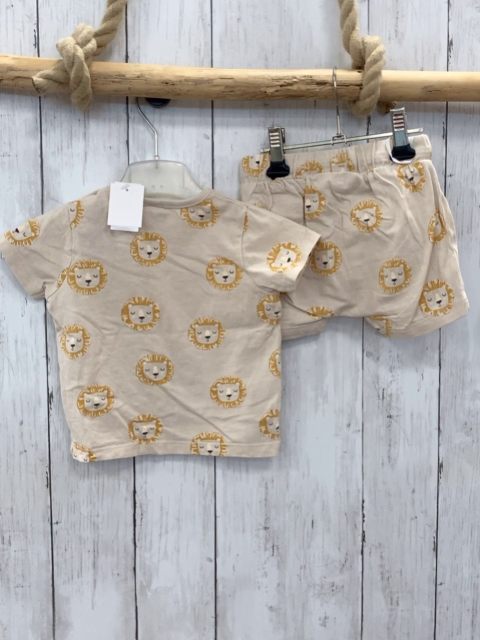 Alana 2tlg T-Shirt + Shorts Gr. 68  beige Löwenköpfe